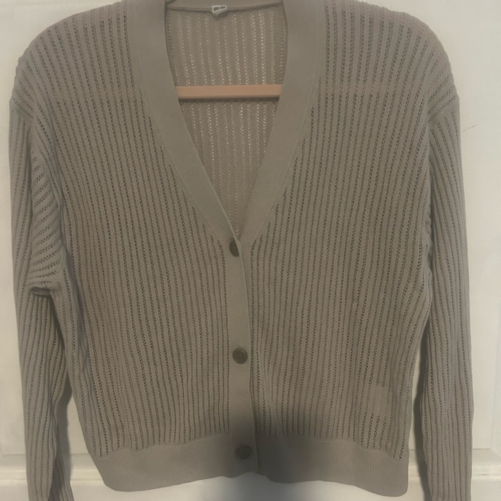 Uniqlo Women's Beige Cardigan Sweater